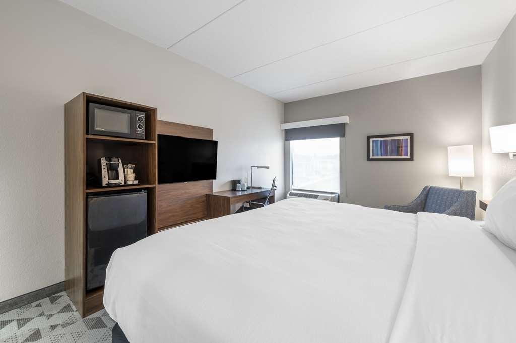 Best Western Plus Harrisonburg Habitación foto